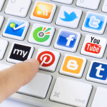 Mỹ Trung Quốc Việt Nam, ba cách chơi khác nhau trong cuộc chiến minh bạch quảng cáo