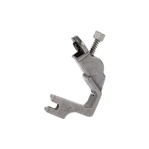 Chân Vịt Máy May 1K Luồn Thun, Chân Vịt Dẫn Thun Chuyên Dụng Cho Máy May Công Nghiệp 1 Kim, Hỗ Trợ Đưa Dây Thun Theo Đường May, Phù Hợp May Quần Áo, Váy, Đồ Thể Thao Và Sản Phẩm May Mặc