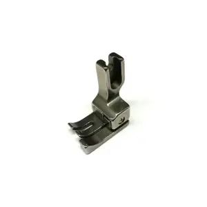 Chân vịt 2 kim 1/2 mí, phụ kiện máy may công nghiệp dùng cho đường mí đôi, thiết kế theo chuẩn khoảng cách 1/2 inch, giúp dẫn vải đều khi may, phù hợp nhu cầu sửa chữa và thay thế chân vịt máy may 2 kim