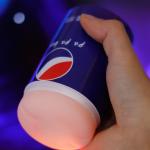 Cốc thủ dâm nam ngụy trang lon Pepsi Papa Bei B, cốc âm đạo giả cầm tay cho nam giới trưởng thành, thiết kế kín đáo dạng lon nước ngọt, kích thước 125 x 65 mm, chất liệu ABS và TPE, điều chỉnh độ hút theo nhu cầu, không sử dụng pin